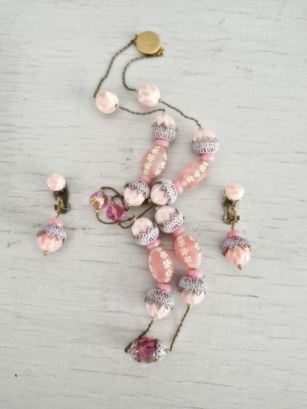 Vintage Pink Floral Lucite Plastic Bead Crystals Necklace and Earring Set